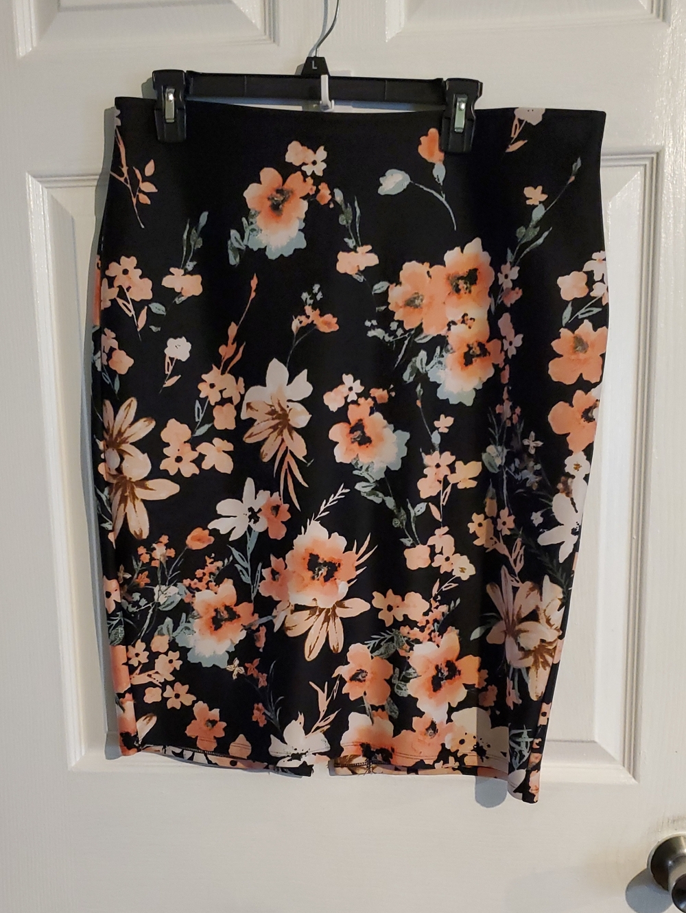 Black Floral Pencil Skirt with Peach Blossoms